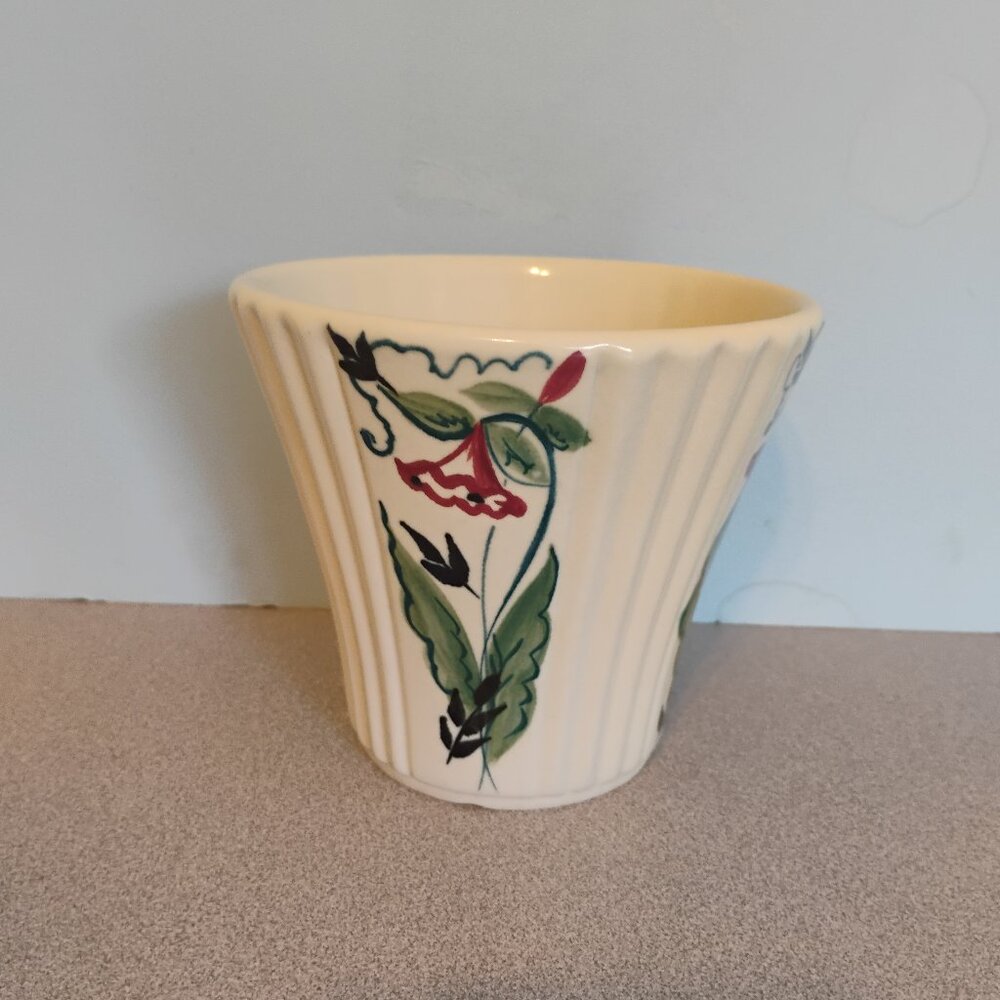 Abingdon Vintage Floral # 151 Planter/Vase